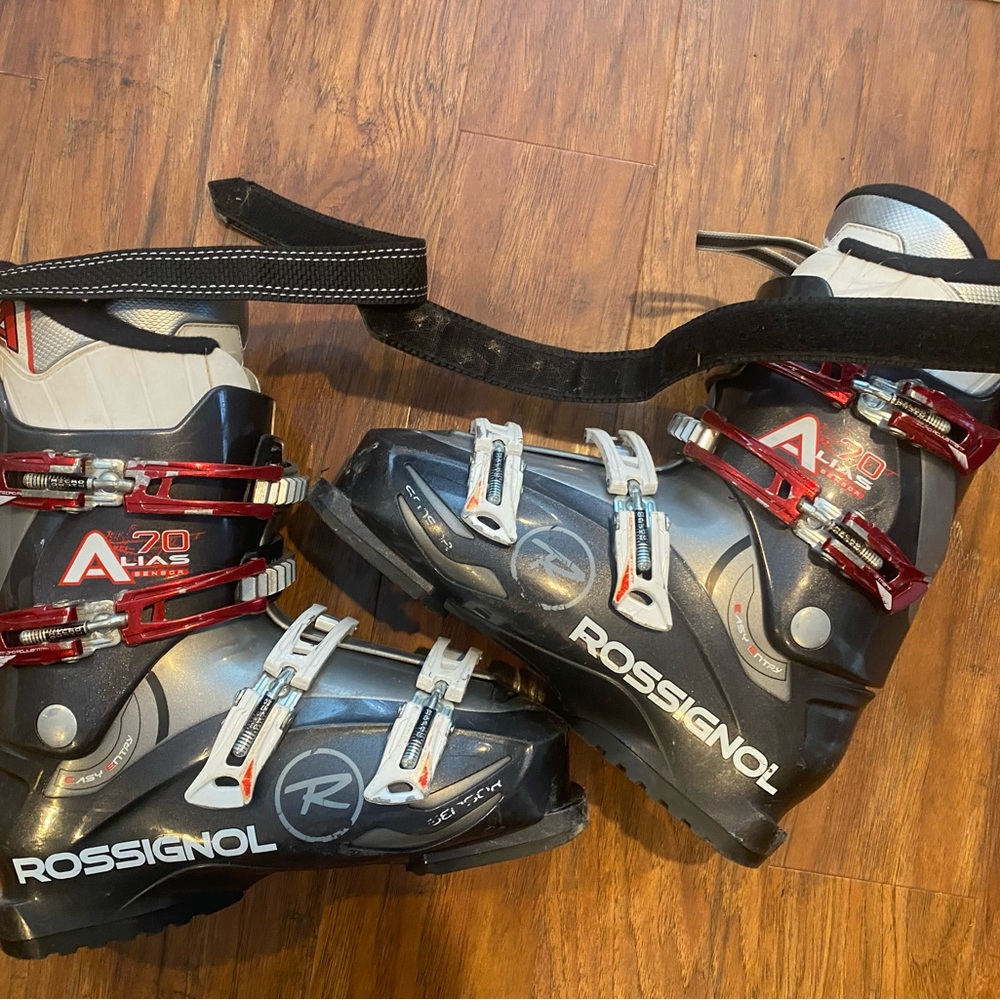 Rossignol ski boots